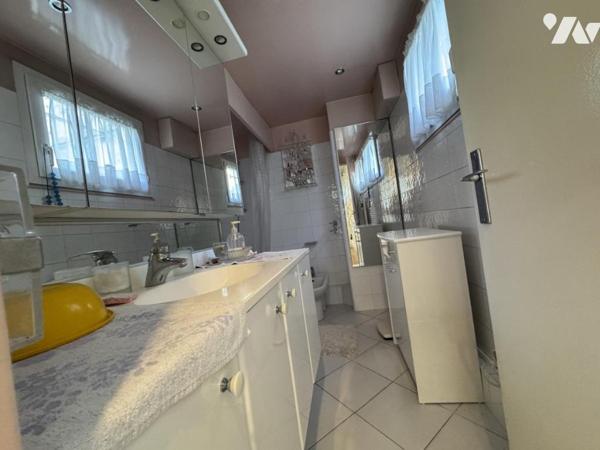 75017 PARC MARTIN LUTHER KING- APPARTEMENT 3 PIECES BALCON PARKING