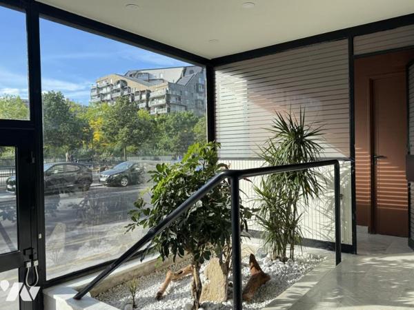 75017 PARC MARTIN LUTHER KING- APPARTEMENT 3 PIECES BALCON PARKING
