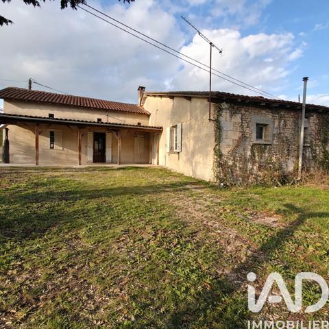 Maison à vendre 5 pièces 130 m² Saint-Quentin-de-Chalais