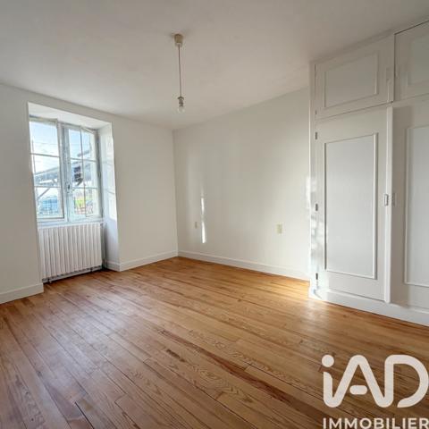 Maison à vendre 5 pièces 130 m² Saint-Quentin-de-Chalais