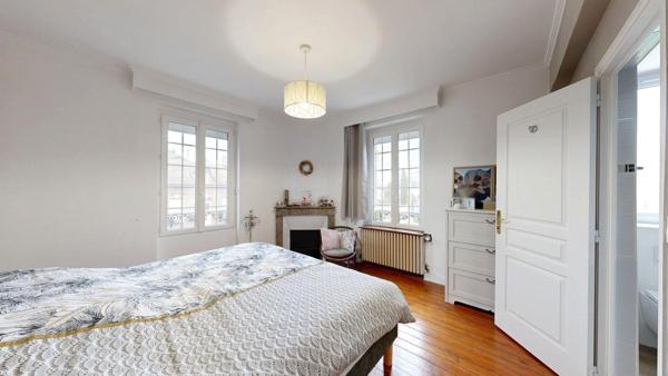 Belle propriété Centre Gisors 350m²