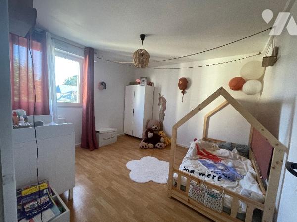 T4  LUMINEUX AVEC ASCENSEUR ET TERRASSE QUARTIER BELLEVUE