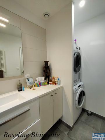 Clé en main – T4 de 79 m² refait à neuf, 5é étage avec ascenseur, parking privé – à 2 pas du marché central