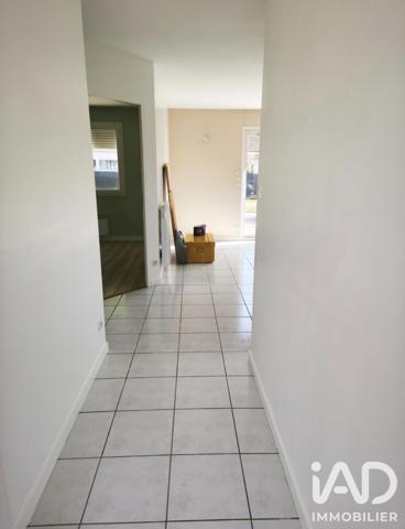 Maison à vendre 4 pièces 78 m² Saint-Seurin-sur-l'Isle
