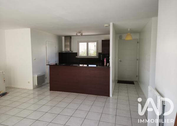 Maison à vendre 4 pièces 78 m² Saint-Seurin-sur-l'Isle