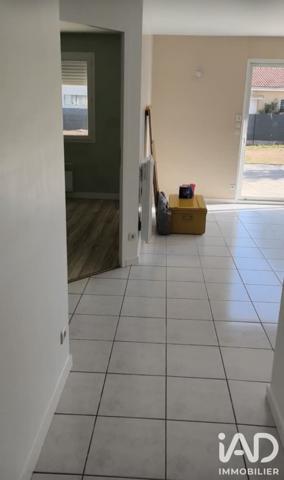Maison à vendre 4 pièces 78 m² Saint-Seurin-sur-l'Isle