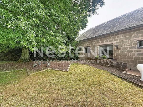 Maison de caractère de 260 mètres carrés - piscine- tennis- parc arboré- 4 suites- bureau