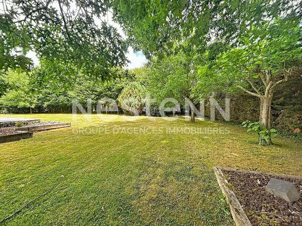 Maison de caractère de 260 mètres carrés - piscine- tennis- parc arboré- 4 suites- bureau