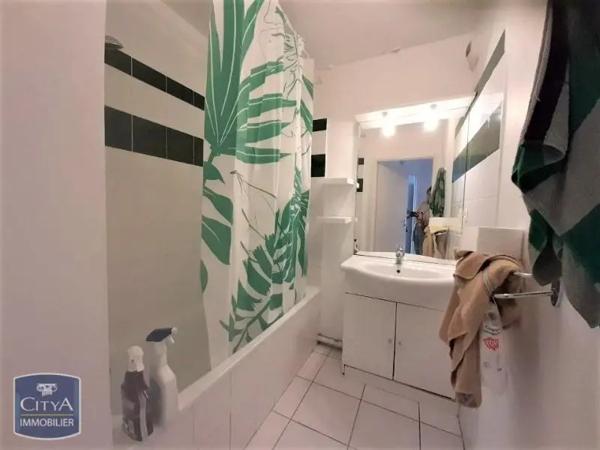 Appartement à louer 3 pièces 62.46m² Castelsarrasin (82100)