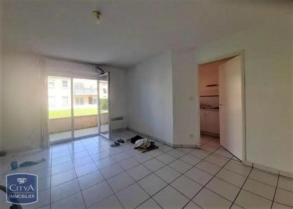 Appartement à louer 3 pièces 62.46m² Castelsarrasin (82100)