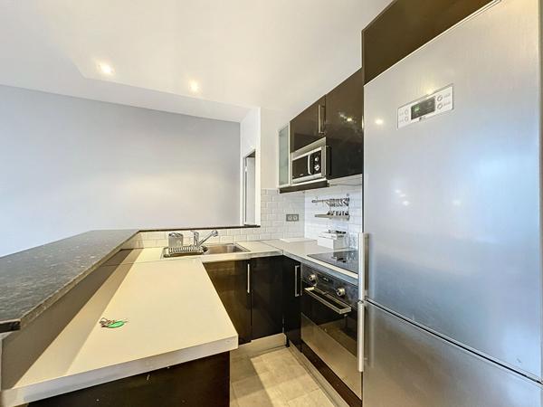 Location appartement Paris 16 - 1 pièce(s) - 31 m² - 1 425 €/mois