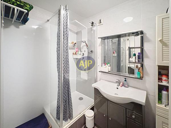 Appartement à louer Merignac : 2 pièces, 53m² avec 1 chambre(s) à 843€ - AJP Immobilier Mérignac