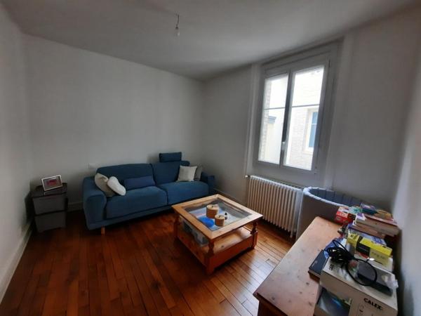 Appartement T5 à louer - 120 m² (réf : 547701)