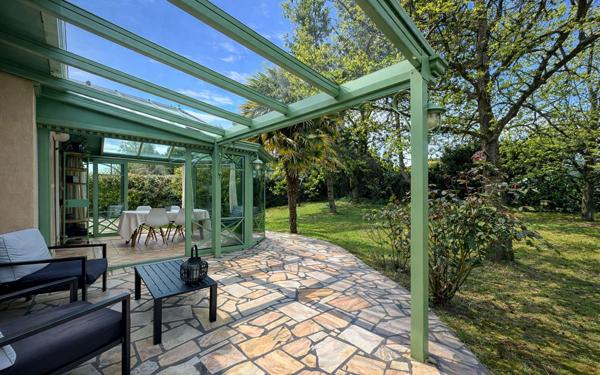 Maison à vendre    6 pièces • 150 m2 Ozoir-la-Ferrière