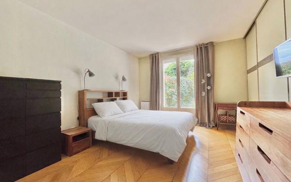 Maison à vendre    6 pièces • 150 m2 Ozoir-la-Ferrière