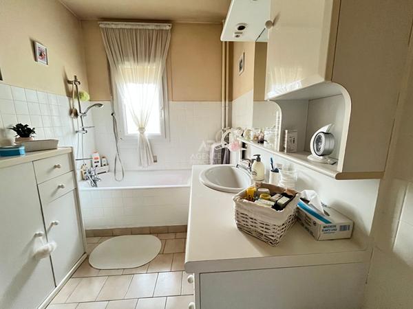 Houilles, Résidence recherchée Appartement en EXCLUSIVITÉ 69m² 268 000 € ** - Référence 7500