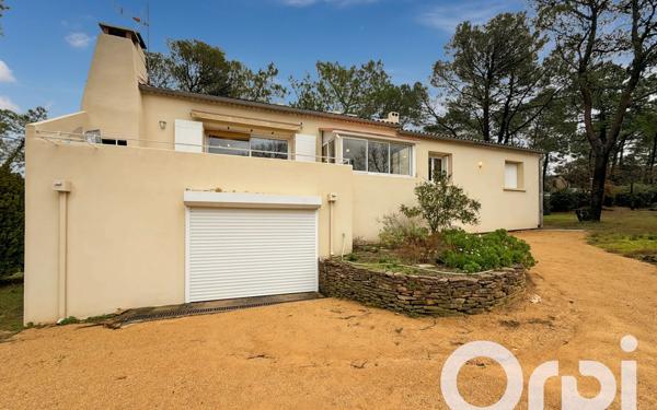 Maison à vendre    6 pièces •  Bollène