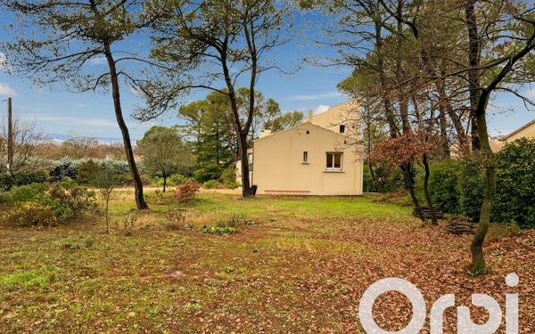 Maison à vendre    6 pièces •  Bollène