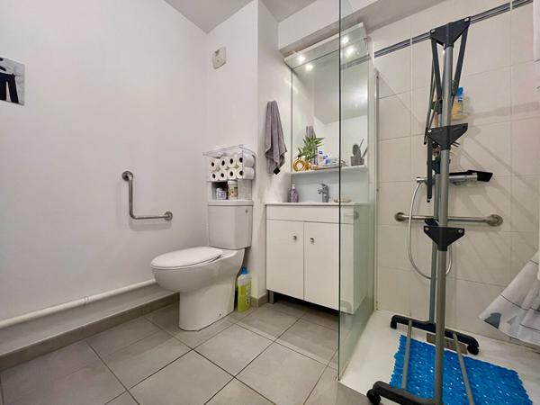 Appartement 2 pièces – 45 m² environ à Saint-Nazaire (ref : 76820SN)