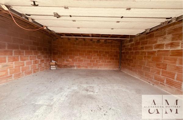 Maison 2 chambres + bureau,  lumineuse avec grand garage de 36 m² – Caudéran, secteur Parc Monséjour