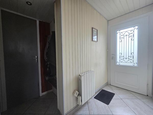 Longère d'environ 89 m² sur un terrain d'environ 736 m² à HEDE BAZOUGES