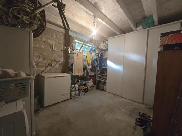 Longère d'environ 89 m² sur un terrain d'environ 736 m² à HEDE BAZOUGES