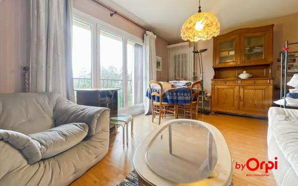 Appartement à vendre    3 pièces • 67,64 m2 Montluçon