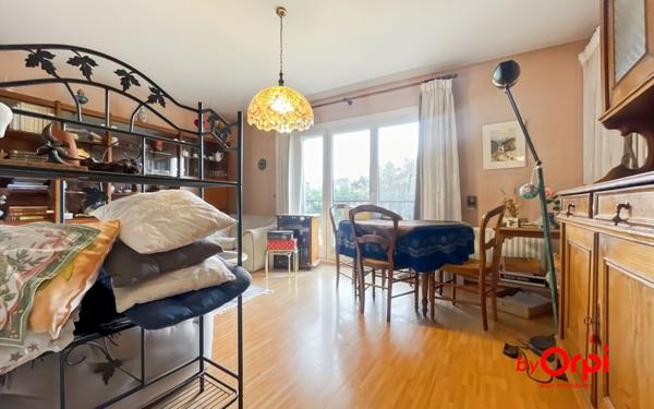 Appartement à vendre    3 pièces • 67,64 m2 Montluçon