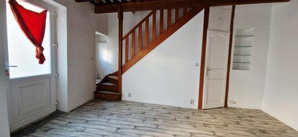 maison 2 chambres 1 bureau 26700 pierrelatte Pierrelatte (26700)