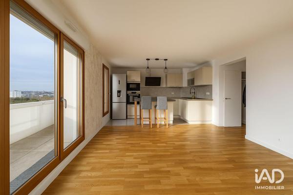 Location appartement 3 pièces 64 m² Noisy-le-Grand