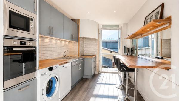 Appartement T4 à vendre  4 pièces - 85,60 m 2   FAVERGES SEYTHENEX  - 74