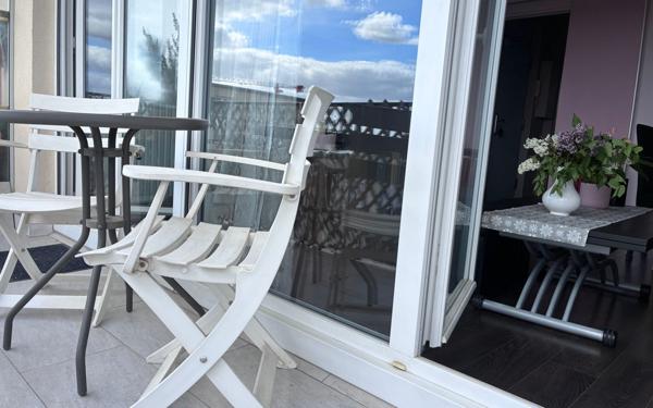 Appartement à vendre    4 pièces • 73,78 m2 Achères