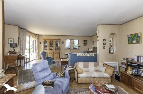 Maison à vendre 544 440 € Frontignan 7 p 200 m² DPE D