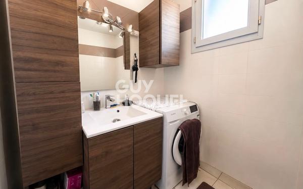 Maison 3 faces pollestres proche du centre 4 chambres