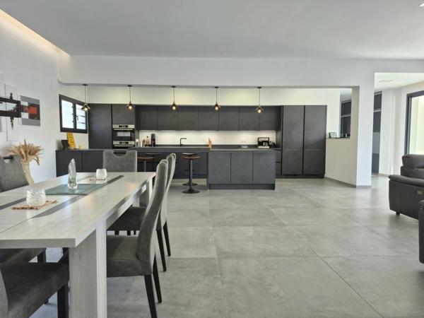MAISON  CONTEMPORAINE  PERPIGNAN