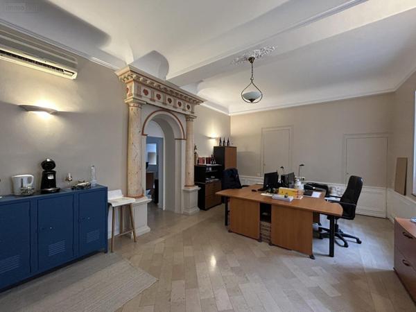 Entrepôt et bureaux à louer à Beaune en Côte-d'Or (21200), ref : LP131-21074