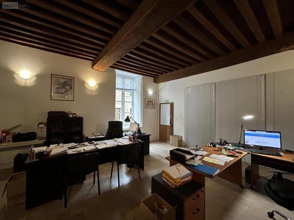 Entrepôt et bureaux à louer à Beaune en Côte-d'Or (21200), ref : LP131-21074