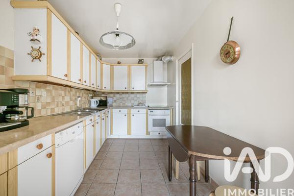 Appartement à vendre 3 pièces 68 m² Buc