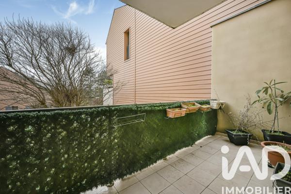 Appartement à vendre 3 pièces 68 m² Buc