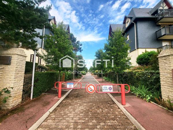 Appart RDC  Terrasse 30m²- Plage 4' à pied - Parkg