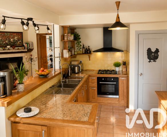 Maison à vendre 7 pièces 254 m² Chalais