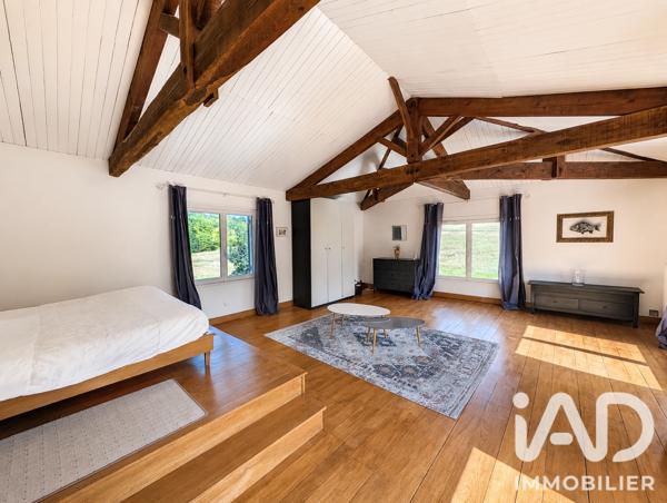 Maison à vendre 7 pièces 254 m² Chalais