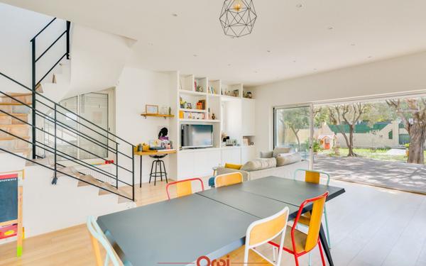 Maison à vendre    4 pièces •  Marseille 9