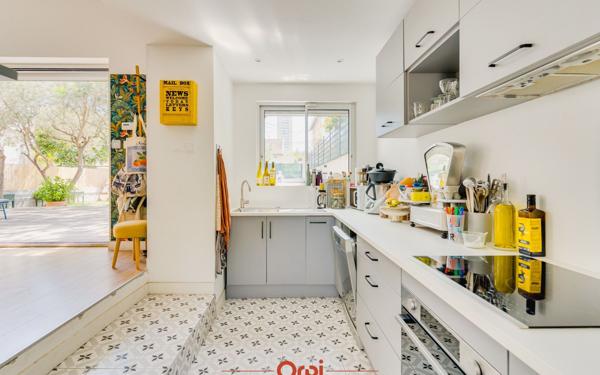 Maison à vendre    4 pièces •  Marseille 9