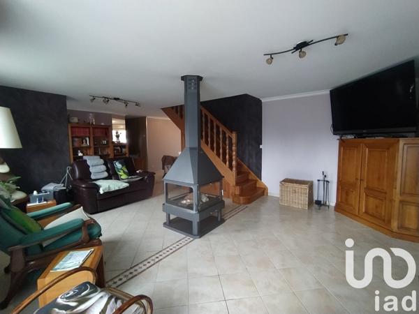 Maison 6 pièces de 190 m² à Beaugency (45190)