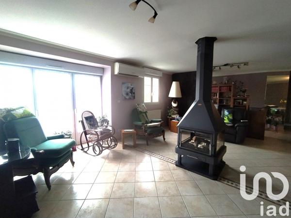 Maison 6 pièces de 190 m² à Beaugency (45190)