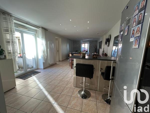 Appartement 3 pièces de 79 m² à Linas (91310)