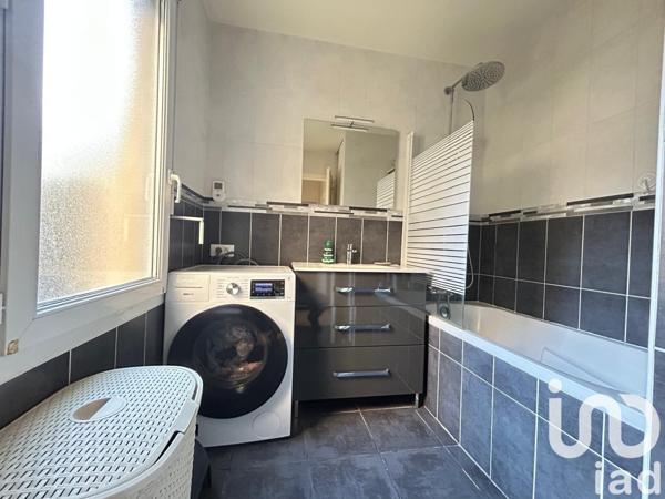 Appartement 3 pièces de 79 m² à Linas (91310)