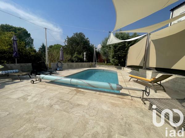 Maison à vendre 8 pièces 213 m² Alès