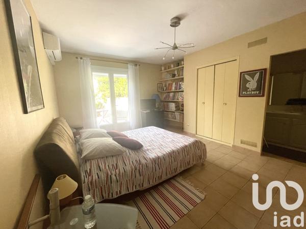 Maison à vendre 8 pièces 213 m² Alès